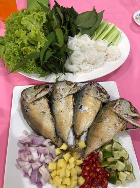 폰시리 호텔 시사켓 Sisaket 외부 사진